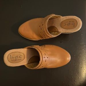 Slightly worn B.O.C size 8